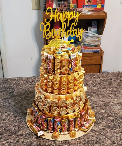 Golden Birthday Snack Ideas, Golden Birthday For Men, 25th Golden Birthday Ideas For Him, Kid Golden Birthday Ideas, Golden Birthday Gift Ideas For Him, Golden Birthday Present Ideas, Boy Golden Birthday Ideas, Golden Birthday Basket, Boys Golden Birthday Ideas