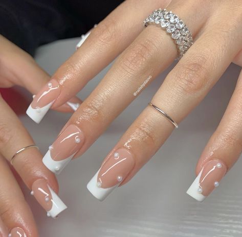 Fall Coffin Nails, French Tip Acrylic Nails, Eternity Rings, Pearl Nails, Long Square Acrylic Nails, Nagel Inspo, Rings Silver, Neutral Nails, Square Acrylic Nails