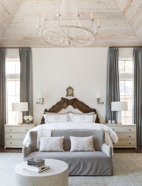 Marie Flanigan Interiors - Benjamin Moore Cloud White Marie Flanigan Bedroom, Glamorous Bedrooms, Primary Bed, Benjamin Moore Cloud White, Marie Flanigan Interiors, Best Bedroom Paint Colors, Painting Trim White, Marie Flanigan, Shoji White