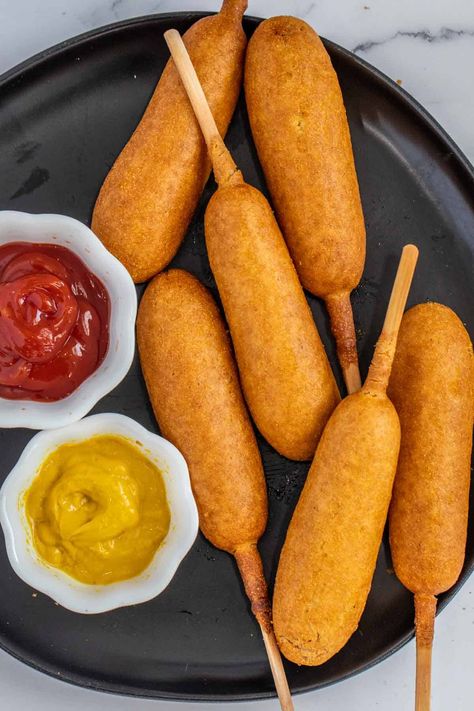 Air Fryer Corn Dogs, Air Fryer Corn, Lettuce Wraps Healthy, Easy Chicken Stir Fry, Soul Food Dinner, Classic Recipes, Cod Recipes, Frozen Corn, Make Life Easier