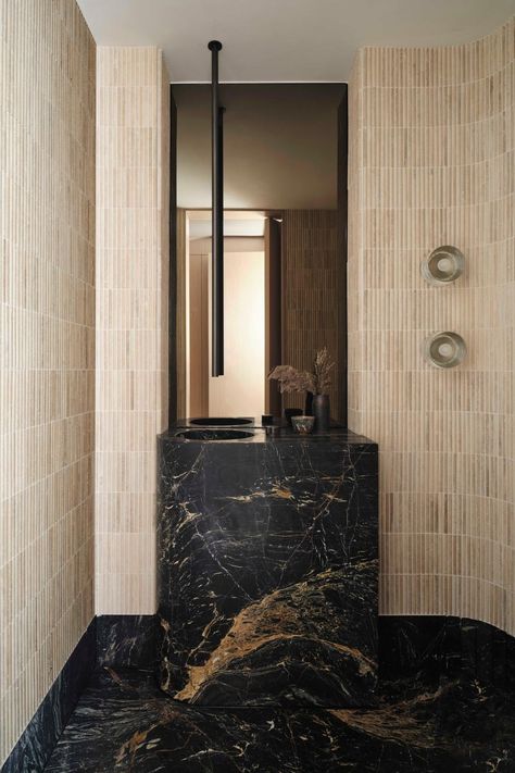 Alexandra Kidd Interior Design’s Lavender Bay, Sydney Apartment - Vogue Australia Contemporary Bathroom Inspiration, Sydney Apartment, Restroom Design, Deco Bathroom, Washroom Design, Powder Room Design, Toilet Design, Bathroom Inspiration Decor, Vogue Australia