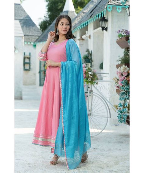 Latest Cotton Kurti Designs, Sky Blue Dupatta, Anarkali Kurta Set, Embroidered Kurtis, Blue Anarkali, Blue Combination, Kurti Style, Blue Dupatta, Trendy Winter Outfits