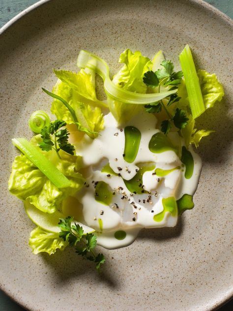 Taste of New York: How to Recreate a Menu Favorite from Eleven Madison Park Fine Dining Starters, Fine Dining Plating, Eleven Madison Park, Gourmet Food Plating, Fine Dining Recipes, I Love Ny, Tasting Menu, Madison Park, Salad Bar