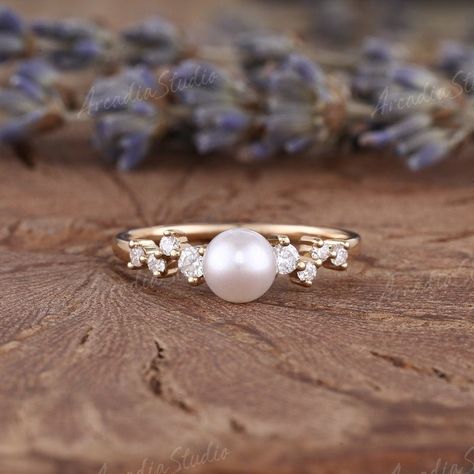 Wedding Rings Engagement Pearl, Future Manifestation, Morganite Rings, Pearl Wedding Ring, Rose Gold Art, Marquise Cut Engagement Ring, Pearl Engagement Ring, Pearl Rings, Cute Engagement Rings