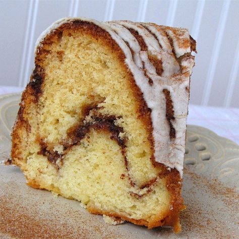 Cinnamon Swirl Bundt Coffee Cake Bundt Coffee Cake, Cinnamon Swirl Coffee Cake, Coffee Cake Bundt, Cinnamon Swirl Cake, Cinnamon Coffee Cake, Sour Cream Coffee Cake, Swirl Cake, Coffee Cake Recipe, Coffee Cake Recipes