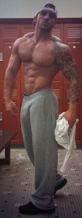 Gary Taylor Gary Leo Taylor, Gary Taylor, Boy Pics, Gym Guys, Male Fitness Models, G Man, Men's Muscle, Many Men, Muscular Men