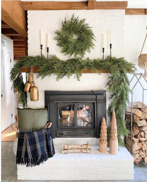 Holiday Mantel, Neutral Christmas Decor, Christmas Mantle Decor, Pine Garland, Christmas Decor Inspiration, Christmas Mantel Decorations, Christmas Mantle, Christmas Inspo, Christmas Fireplace