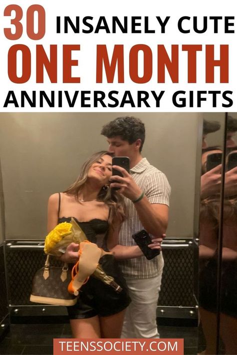 One Month Anniversary Gifts, 1 Month Anniversary, Six Month Anniversary, Good Gift Ideas, Anniversary Ideas For Him, One Month Anniversary, Teen Relationships, Cute Anniversary Gifts, Anniversary Diy