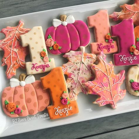 1st Bday Fall Theme, Lil Pumpkin 1st Birthday Party, Boho Pumpkin 1st Birthday, Fall 1st Birthday Cookies, Twin Pumpkin First Birthday, First Birthday Party November, 1st Birthday Cake Pumpkin Theme, 1st Birthday Girl November Party Ideas, 2nd Birthday Pumpkin Theme