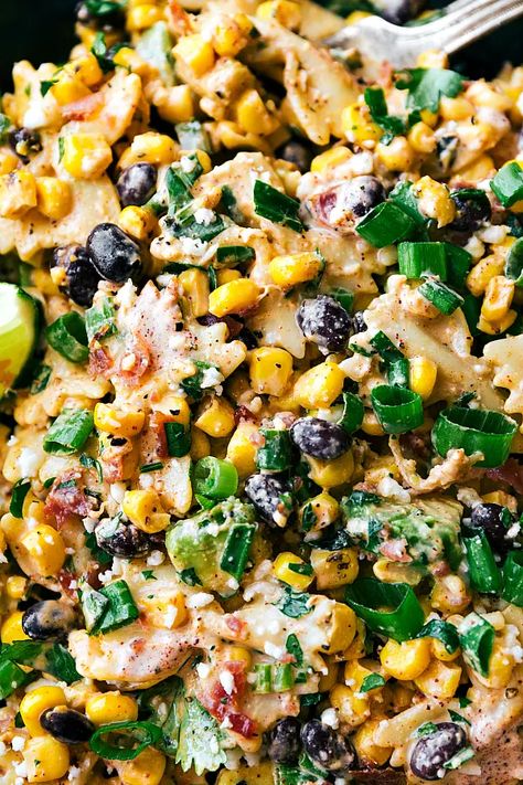 Mexican Street Corn Pasta Salad | Chelsea's Messy Apron Mexican Street Corn Pasta Salad, Mexican Street Corn Pasta, Low Carb Veggie, Street Corn Pasta Salad, Street Corn Pasta, Salads Ideas, Female Foodie, Corn Pasta Salad, Salad Bacon