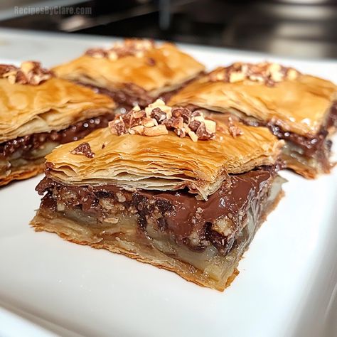 Baklava Aesthetic, Phyllo Dough Recipes Dessert, Nutella Baklava, Phyllo Dough Recipes, Chocolate Cherry Cookies, Homemade Syrup, Phyllo Dough, Nutella Recipes, Honey Syrup