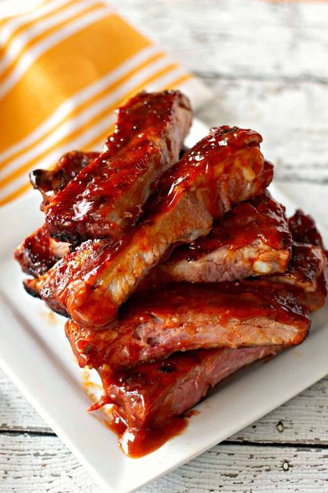 Slow Cooked Oven Ribs, Chipotle Bbq Sauce, St Louis Style Ribs, Bbq Ribs Recipe, Desserts Cheesecake, Mousse Au Chocolat Torte, Meat Bbq, Bbq Recipes Ribs, Gourmet Bbq