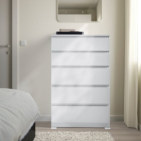 Your home should be a safe place for the entire family. That’s why a wall-anchoring kit is included for you to anchor your chest of drawers to the wall. Use smaller boxes to organize the inside of your drawers and make sure even the smallest of items are easy to find. We offer boxes in a wide selection of styles and sizes. Dressers Tall, Ikea Kullen, Folded Pants, Tall Dressers, Ikea Canada, Dresser Organization, Dressers For Sale, Dresser Storage, Plastic Edging