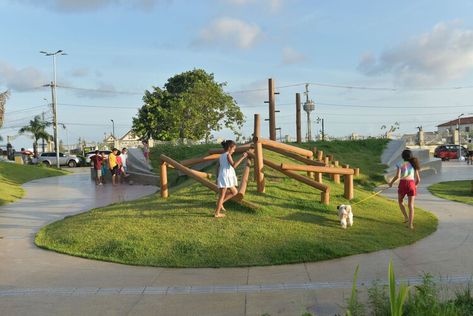 When Architects Design for Communities: 7 Parks and Squares | ArchDaily Community Park Design, Lawn Activities, Community Playground, Urban Design Concept, Linear Park, Public Space Design, Community Activities, Landscape And Urbanism, Landscape Architecture Design