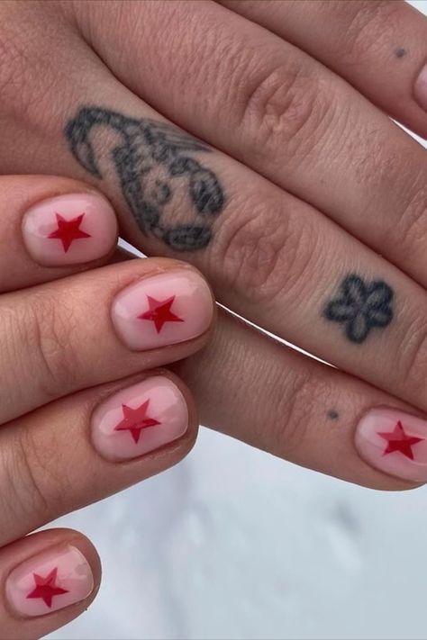 Red Star Nails, Short Nude Nails, Nail Ideas Simple, Nails For Fall, Minimal Nails Art, Mens Nails, Short Gel Nails, Red Stars, Minimal Nails