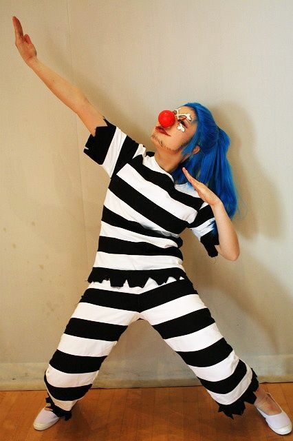 Captain Buggy Impel Down Cosplay One piece Comicon Outfit Casual, One Piece Costume Anime, One Piece Costume Halloween, Buggy The Clown Cosplay, Buggy Impel Down, Impel Down One Piece, Female Buggy, One Piece Cosplay Female, Buggy Cosplay