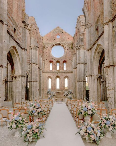 Flowersliving 🌸 on Instagram: “Her MAJESTY San Galgano Abbey beautifully adorned with elegant dusty blue and pink flowers 🌸 . .. … …. ….. Ph @facibenifotografia…” Dream Wedding Venues, Wedding Aisle Decorations, Future Wedding Plans, Tuscany Wedding, Wedding Checklist, Wedding Aisle, Wedding Mood, Wedding Wishes, Asian Wedding