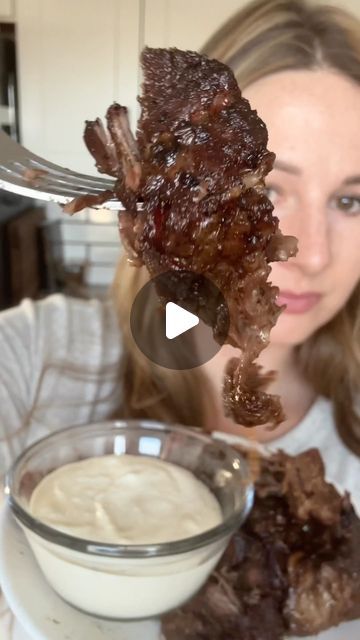 Uses For Chuck Roast, Low Carb Chuck Roast Recipes, Beef Chuck Roast Recipes, Chuck Roast In Oven, Boneless Chuck Roast, Tender Chuck Roast, Chuck Roast Recipe, Breakfast With Eggs, Creamy Dipping Sauce