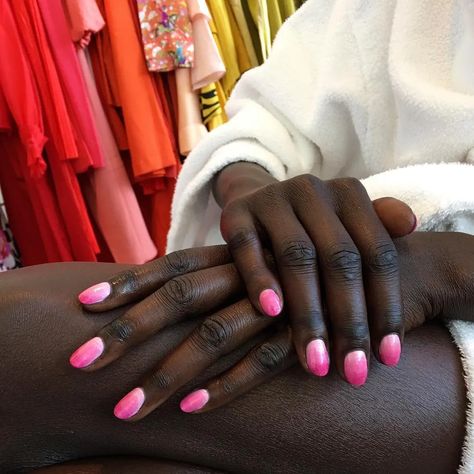 Hot Pink Ombré Hot Pink Gradient, Nail Ideas For 2023, Sunset Nails, Multicolored Nails, Pedicure Ideas, Gel Toe Nails, Ombré Nails, Pink Ombre Nails, Ombre Nails Glitter