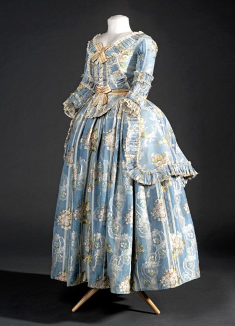 1780s Fashion, Georgian Dress, 18th Century Dresses, 1700 Fashion, Historical Gowns, Vintage Ball Gowns, Vintage Evening Gowns, 18th Century Dress, Rococo Fashion