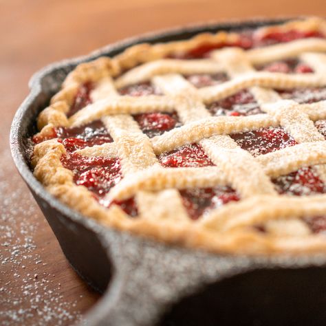 Fresh Cherry Pie Recipe, Canned Cherry Pie Filling, Canned Cherry Pie, Skillet Pie, Fresh Cherry Pie, Sour Cherry Pie, Skillet Desserts, Fruit Desserts Easy, Cherry Pie Recipe