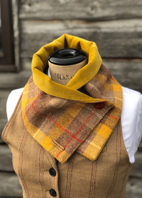 Neck Wrap Pattern, Neck Warmer Sewing Pattern, Sewing Scarves, Tweed Scarf, Куклы American Girl, Patchwork Scarf, Fabric Scarf, Felted Scarves, Harris Tweed