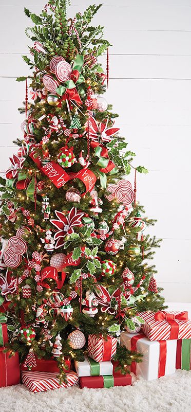 Hot Chocolate Holiday Christmas Tree By RAZ Imports. Raz Imports Christmas Trees, Pre Decorated Christmas Tree, Crismas Tree, Raz Imports Christmas, Christmas Tree Decorated, Wall Christmas Tree, Christmas Tree Inspiration, Beautiful Christmas Trees, Christmas Tree Themes