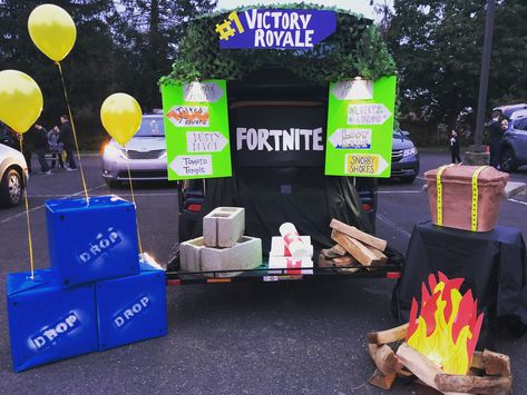 Fortnite DIY trunk or treat Trunk Or Treat Fortnite, Fortnite Trunk Or Treat Ideas, Fortnite Diy Decorations, Fortnite Trunk Or Treat, Diy Trunk Or Treat, Fortnite Diy, Trunk Diy, Diy Trunk, Fort Night