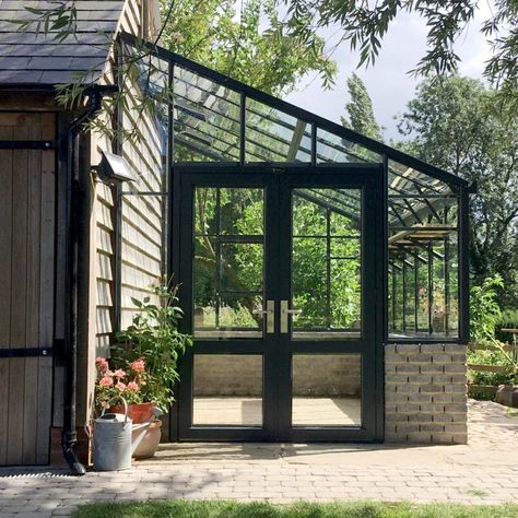 Greenhouse Addition To House Farmhouse, Greenhouse Kitchen Conservatory, House Attached Greenhouse, Shed With Lean To Greenhouse, Greenhouse Add On To House, Side Of Garage Greenhouse, Lean To Solarium, Greenhouse Off Garage, Conservatory Greenhouse Attached To House