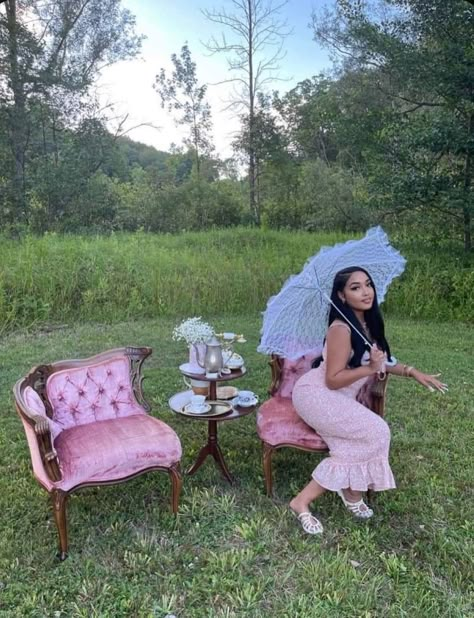 Girly Shooting Photo Ideas, Tea Party Photoshoot, Umbrella Photoshoot, Tea Party Attire, Diy Tea Party, Bday Shoot, 21st Birthday Photoshoot, Party Photoshoot, Beautiful Photoshoot Ideas