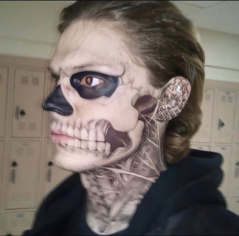 Tate Langdon, Skeleton Makeup, Evan Peters, Skeleton, To Look, A Woman, Black And White, Makeup, White