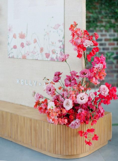 Bold Pops Of Bougainvillea-Inspired Pink At This Flora Farms Wedding Boungavillea Wedding, Bogenvilla Wedding Decor, Hot Pink Wedding Florals, Bright Pink Wedding Flowers, Bougainvillea Arrangement, Bright Flower Arrangements, Greek Platter, Tivoli Wedding, Hot Pink Wedding Flowers