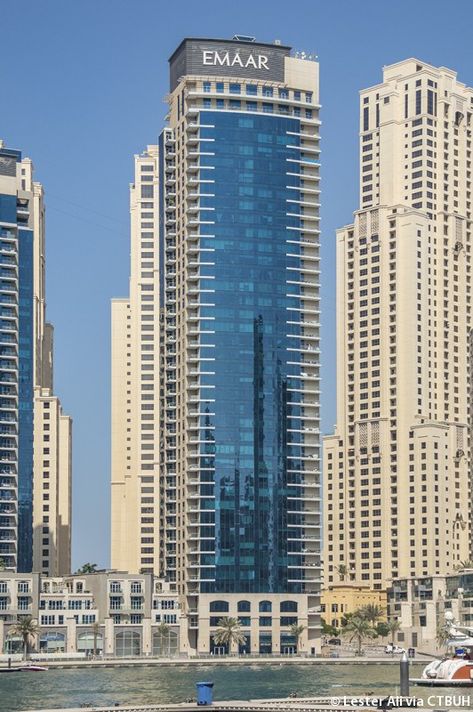 Paloma Apartments For Sale in By Emaar Properties at Dubai Marina. Find properties for sale in Dubai with Property ePortal. Emaar Dubai, Minecraft Skyscraper, Emaar Properties, Minecraft City Buildings, Tower Apartment, Dubai International Airport, Safe House, Dubai Skyscraper, Flower Moon