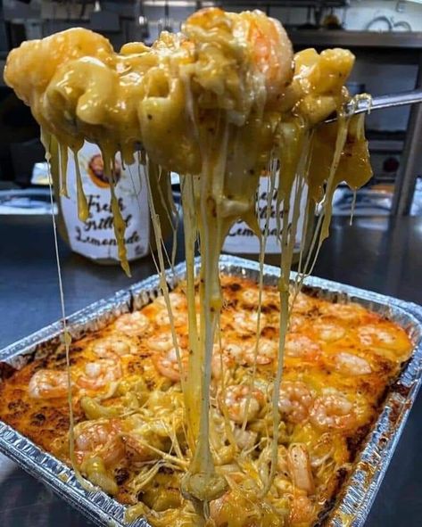 Tasty Soul Food Recipes | Seafood Mac and Cheese– Don’t LOSE this recipe 🔥 | Facebook Seafood Mac And Cheese Recipe, Seafood Mac And Cheese, Macaroni Pasta, Cheesy Casserole, Smash Or Pass, Mac And Cheese Recipe, Mac N Cheese Recipe, Macaroni Cheese, How To Cook Shrimp