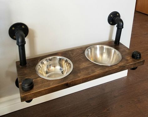 Farmhouse Pet Station Pet Station, Koti Diy, Dog Feeding Station, Real Estat, Stil Industrial, Hemma Diy, Decor Ikea, Diy Casa, Feeding Station