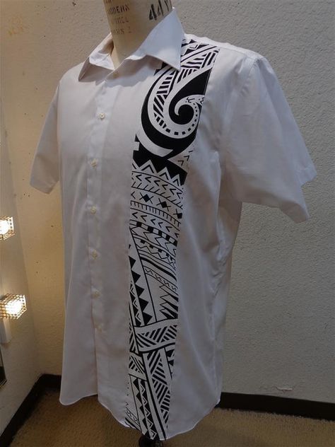 white Mens White Shirt, Samoan Clothing, Samoan Designs, Island Style Clothing, Kemeja Lelaki, Mens Wear Wedding, Polynesian Tattoos, Nigerian Men Fashion, Hawaiian Pattern