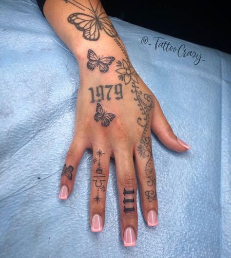 Classy Tattoo, Colour Tattoo For Women, Abstract Tattoo Ideas, Small Butterflies, Lace Tattoo Design, Tattoos Temporary, Timeless Tattoo, Beginner Tattoos, Hand And Finger Tattoos