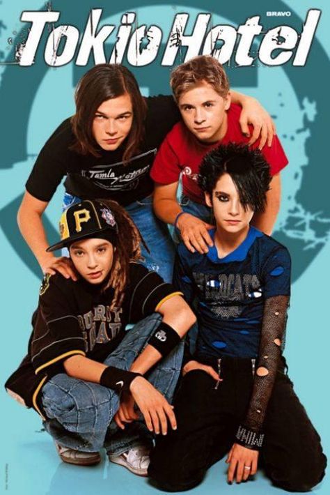 tokio hotel :) 2000s Posters, Tokyo Hotel, Georg Listing, Social Entrepreneurship, Tokyo Hotels, Country Music Singers, Female Rappers, Tom Kaulitz, Tokio Hotel