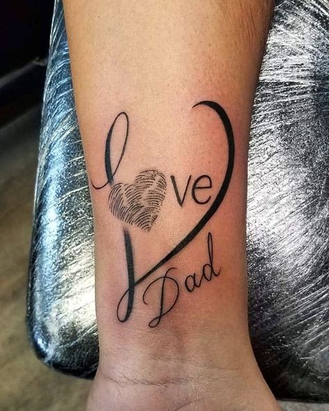 Fingerprint tattoo of dad Remembrance Tattoo Ideas Dads, Dad Remembrance Tattoos For Women, Dad Daughter Tattoos Matching Small, Dad Memory Tattoos, Dead Dad Tattoo Ideas For Daughter, Thumbprint Tattoo Memory Dad, Finger Print Tattoo Memorial, Dead Dad Tattoo, Thumbprint Tattoo Memory