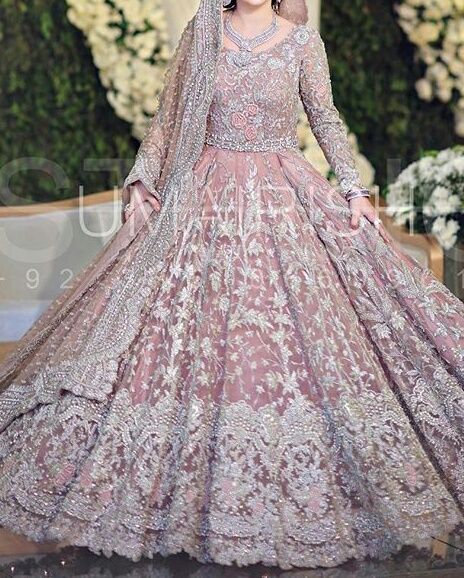 Waleema Dress, Deewani Mastani, Walima Bride, Valima Bride, Walima Dresses, Pakistani Bridal Lehenga, Baju Kahwin, Bridal Mehndi Dresses, Pengantin India