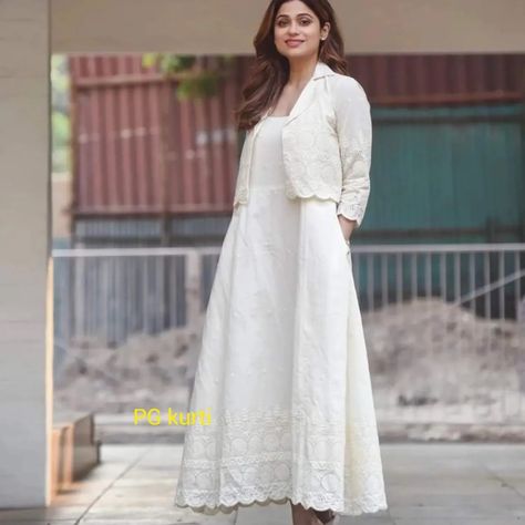 Rate : 2100/- exclusive full Chikankari Gown with beautiful Jacket..* Kurti having two pockets With length...52 with both side border and chikankari Flair...2.75-3meter 🌸🌸🌸🌸🌸🌸 Jacket length 16.5 Both sides are full Chikankari.. 🌸🌸🌸🌸🌸🌸🌸🌸 Sizes 38,40,42,44,46 Chikankari Jacket, Chikankari Gown, Jacket Kurti, Kurti With Jacket, Side Border, Trendy Outfits Indian, Designer Kurtis, Long Frocks, Online Fashion Store