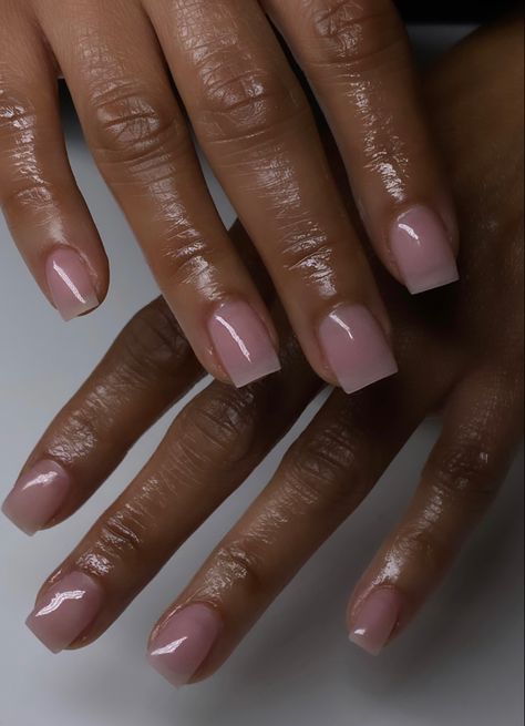 Short Acrylic Clear Nails, Nails Clear Design Ideas, Cute Short Nails For Black Women, Plain Nails Natural, Cute Clear Nails Short, Short Realistic Acrylic Nails, Short Squoval Nails Ideas, Gel Overlay On Short Natural Nails, Natural Nails Polish Ideas