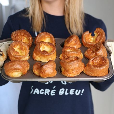 My gluten free Yorkshire pudding recipe is the only recipe you'll ever need. They rise beautifully and are dairy free and low FODMAP too. Gluten Free Yorkshire Pudding Recipe, Gluten Free Yorkshire Pudding, Yorkshire Pudding Batter, Yorkshire Pudding Recipe, Glutenfri Baking, Yorkshire Pudding Recipes, Yorkshire Pudding, Low Fodmap Recipes, Gluten Free Dairy Free Recipes