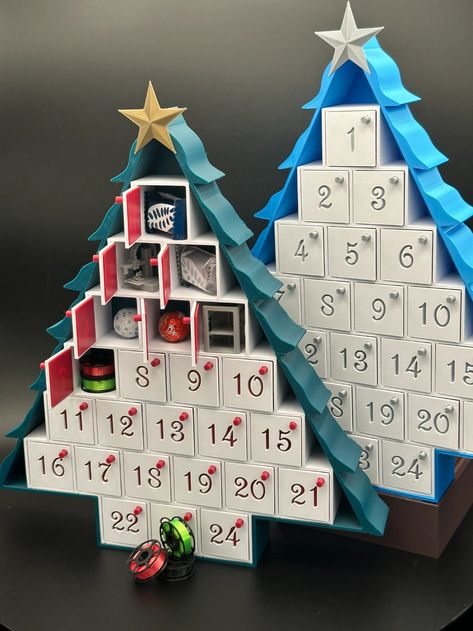 Christmas Tree Advent Calendar with print-in-place doors by wwgal73 - MakerWorld December Pictures, Tree Advent Calendar, Make An Advent Calendar, Advent Diy, Homemade Advent Calendars, Christmas Tree Advent Calendar, Wooden Advent Calendar, Buy Christmas Tree, Wooden Christmas Trees