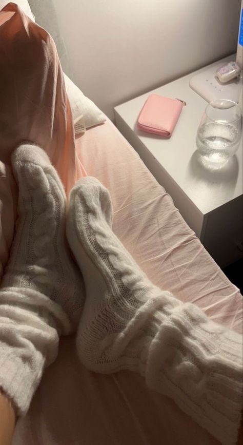 Fuzzy Socks Aesthetic, Pink Aesthetic Bedroom, Pink Fuzzy Socks, Aesthetic Socks, Pretty Socks, Socks Aesthetic, Cable Knit Socks, Fluffy Socks, Comfy Socks