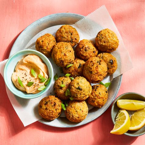 Crispy Tofu & Cilantro Balls Tofu Recipes For Beginners, Healthy Tofu Recipes, Tofu Balls, Tofu Bites, Cilantro Recipes, Vegetarian Nutrition, Potato Starch, Crispy Tofu, Extra Firm Tofu