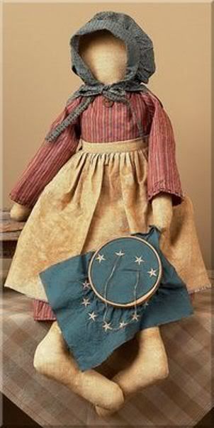 Primitive Prairie Doll Americana Betsy Ross with Bonnet Embroidery Hoop 22" Tall Amische Quilts, Amish Dolls, Country Colonial, Amish Quilt, Primitive Doll Patterns, Raggedy Doll, Dress Apron, Folk Doll, Amish Quilts