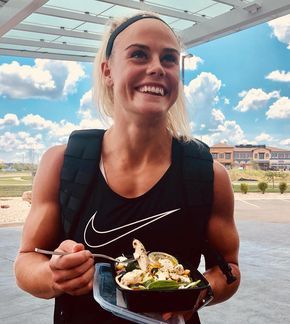 Crossfit Meal Plan, Sara Sigmundsdottir, Crossfit Food, Crossfit Diet, Crossfit Nutrition, Athletes Diet, Crossfit Body, Crossfit Motivation, Crossfit Women