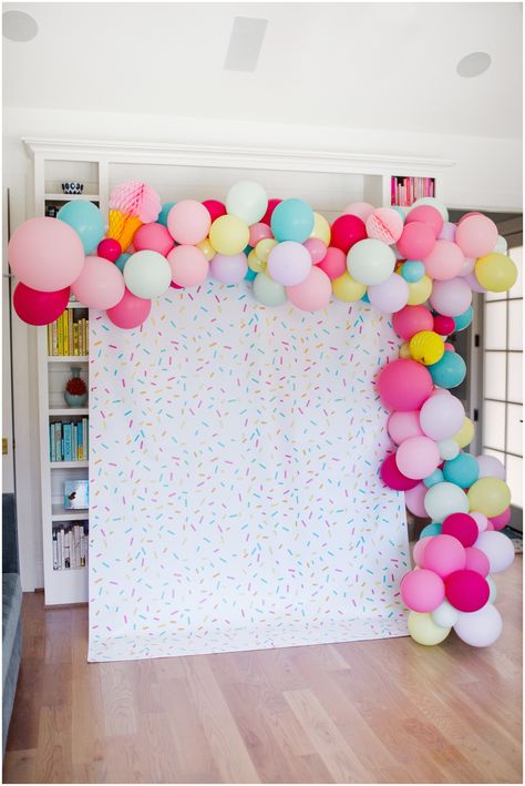 How Sweet It Is Party Theme, Sprinkle Party Balloons, Ice Cream Party Photo Booth, Balloon Garland Backdrop Birthday, Sprinkle Photo Backdrop, Ice Cream Theme Birthday Party Backdrop, Sprinkle Bday Party, Two Cute Two Sweet Two Fun Birthday, Diy Sprinkle Backdrop