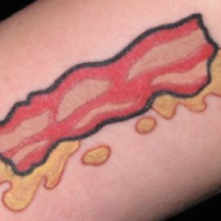 Mmmm bacon Hipster Tattoos, Bacon Tattoo, Bro Tattoos, Weird And Funny, Hipster Tattoo, Old School Tattoo, Tattoo Stencils, Get A Tattoo, Maple Leaf Tattoo